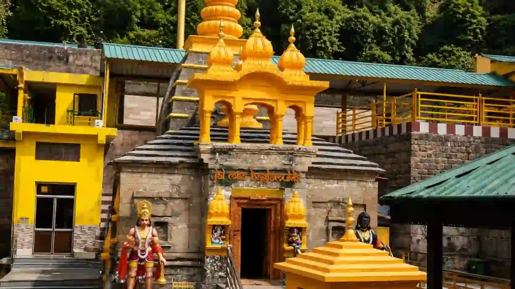 Baglamukhi temple